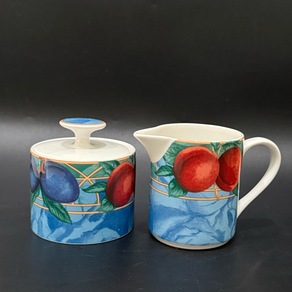 Vintage Casual Victoria & Beale 9024 ‘Forbidden Fruit’ Porcelain Sugar Creamer